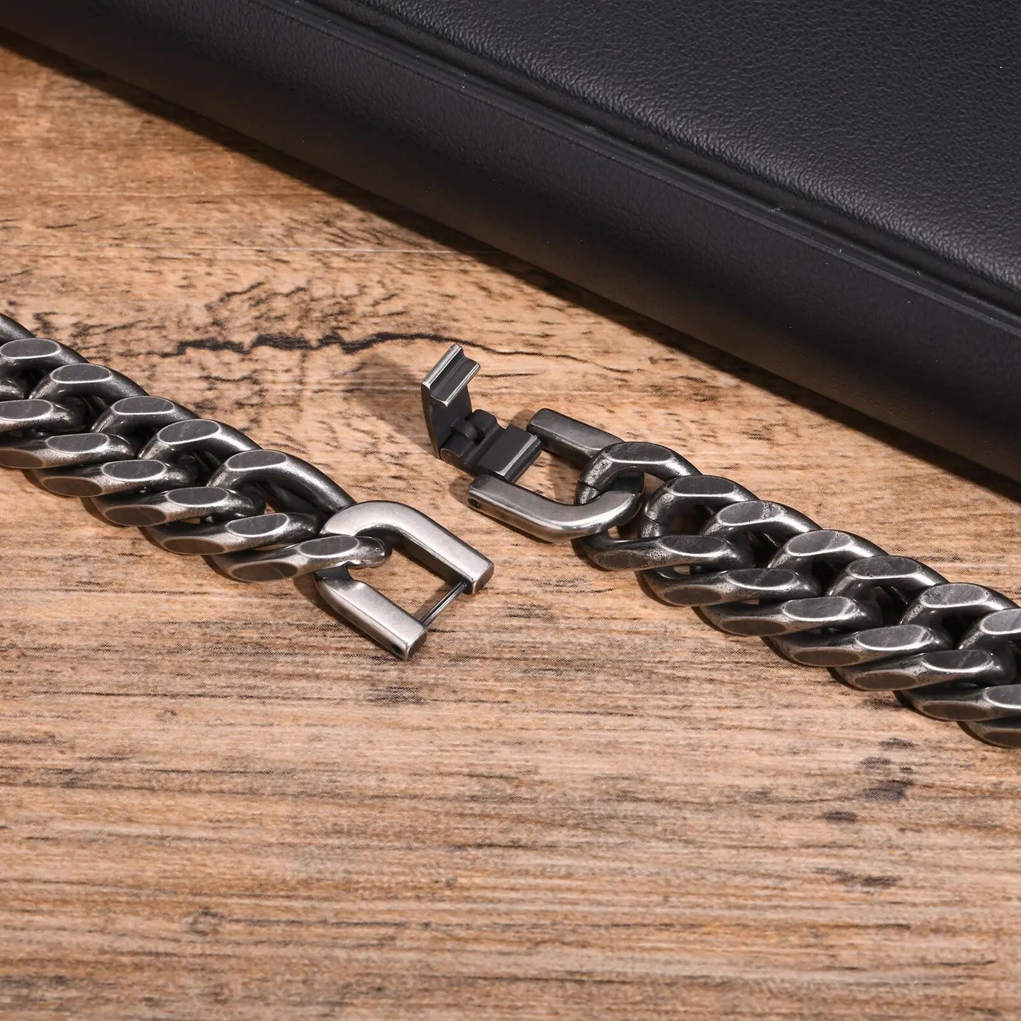 Bracelet Cubain en Acier Inoxydable – Style Audacieux & Intemporel 🔥