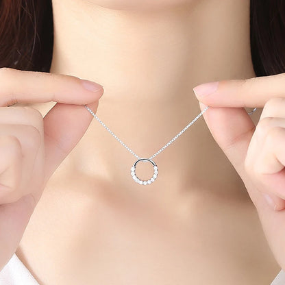 Huitan – Collier Circulaire Élégant & Intemporel ✨💎