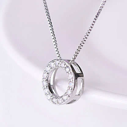 Huitan – Collier Circulaire Élégant & Intemporel ✨💎